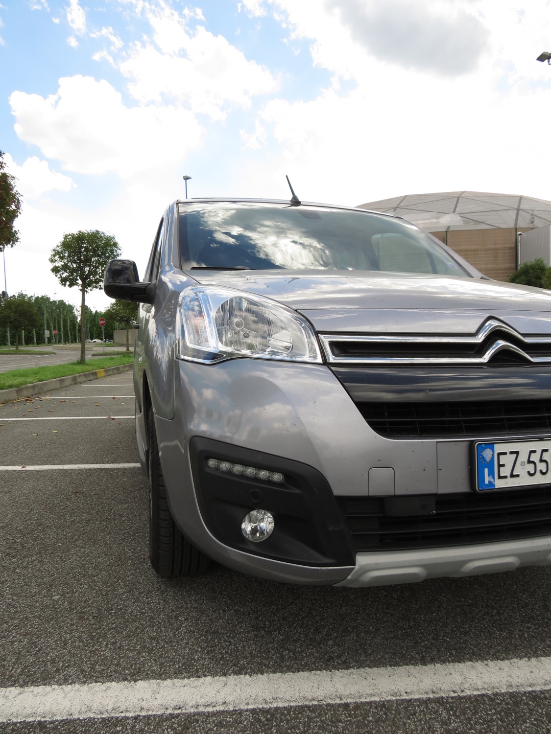 Siamo stati al Bauma con il Citroen Berlingo - bauma Berlingo Citroën Monaco -Articoli n. 35 - giugno / Trucks Vans&Pick up - MC5.0-Macchine Cantieri 1