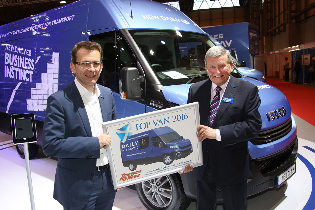 Daily Hi-Matic re di Birmingham - Commercial Vehicle Show eventi fiera Birmingham Iveco Daily Hi-Matic Top Van 2016 -Fiere Notizie Pillole Vans&Pick up - MC5.0-Macchine Cantieri
