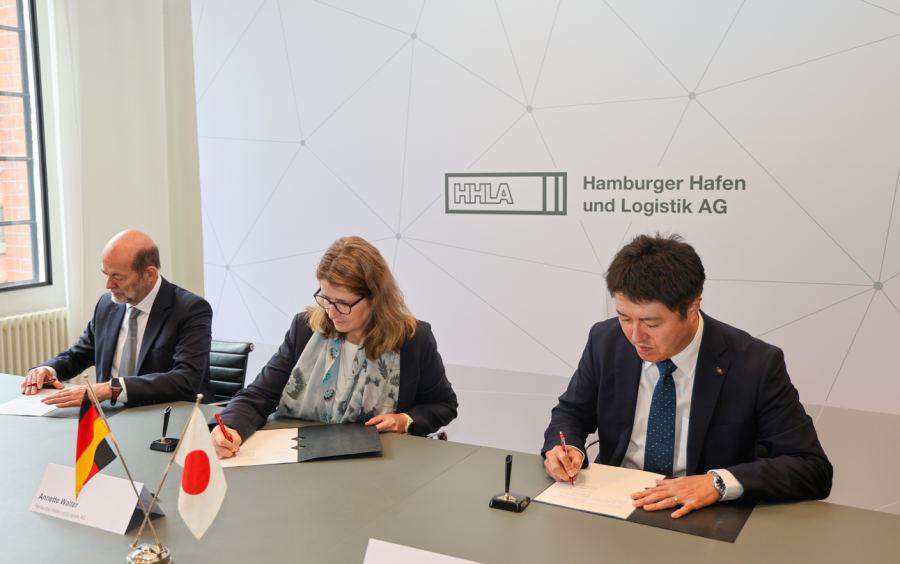 La firma del MoU (Memorandum of Understanding) sottolinea l'importanza strategica dell'idrogeno liquido per la transizione energetica e la trasformazione dell'industria europea.