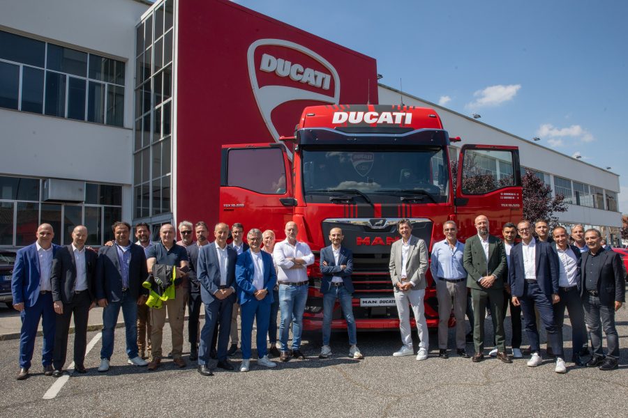 Dal 2022, Marc Martinez ha guidato MAN Truck & Bus Italia in un percorso di crescita e cambiamento fondamentale per il futuro della filiale del costruttore tedesco