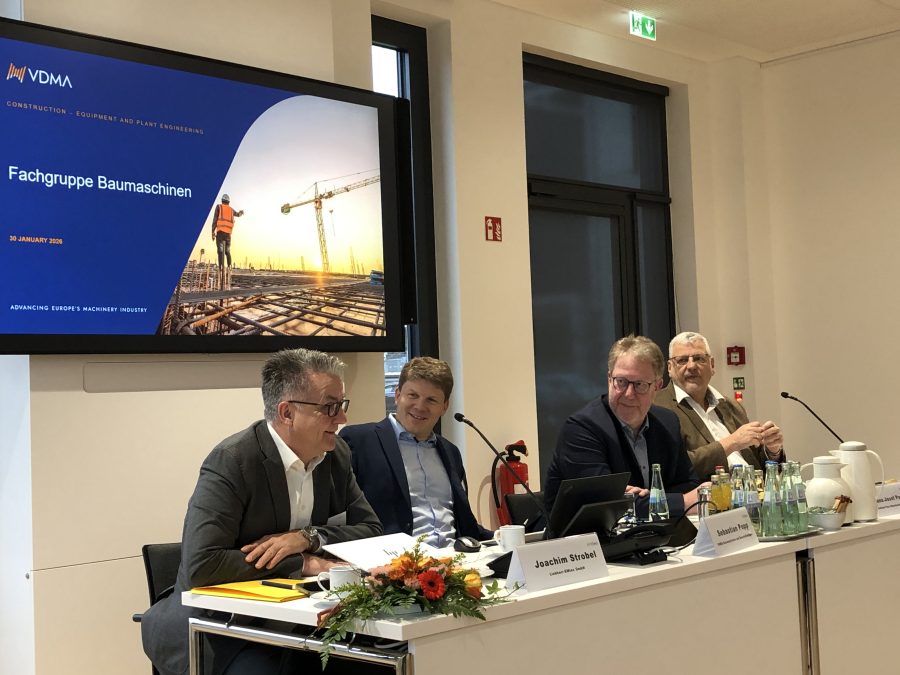 Riunione VDMA sulle macchine per costruzioni con rappresentanti dell’industria durante l’assemblea 2026