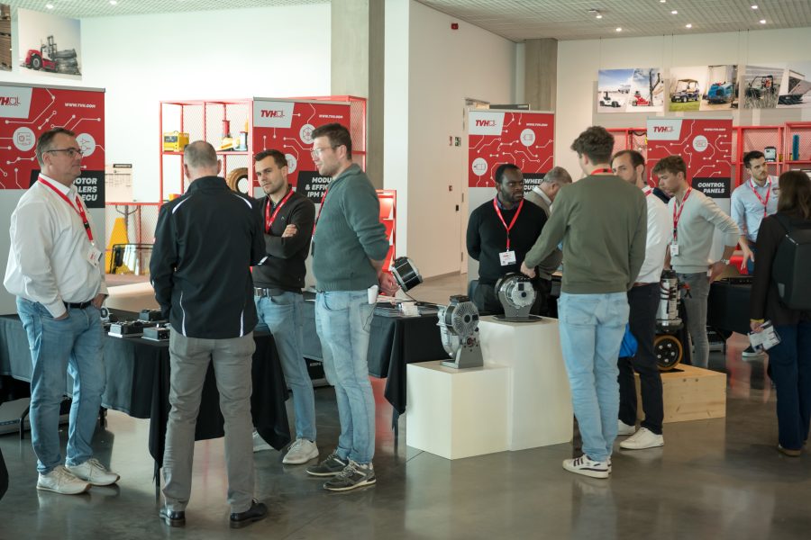 TVH è distributore globale di ricambi per macchine fuoristrada, e ciò include carrelli elevatori, miniescavatori, pale compatte gommate, ecc.