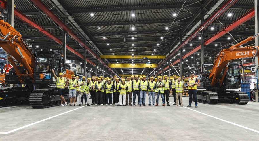 Foto di gruppo al LANDCROS European Operator Challenge